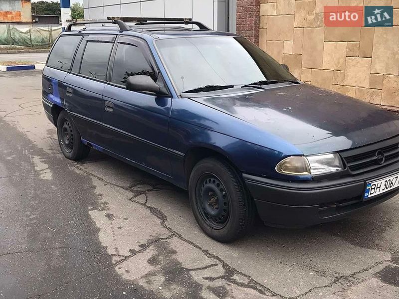 Универсал Opel Astra 1993 в Одессе
