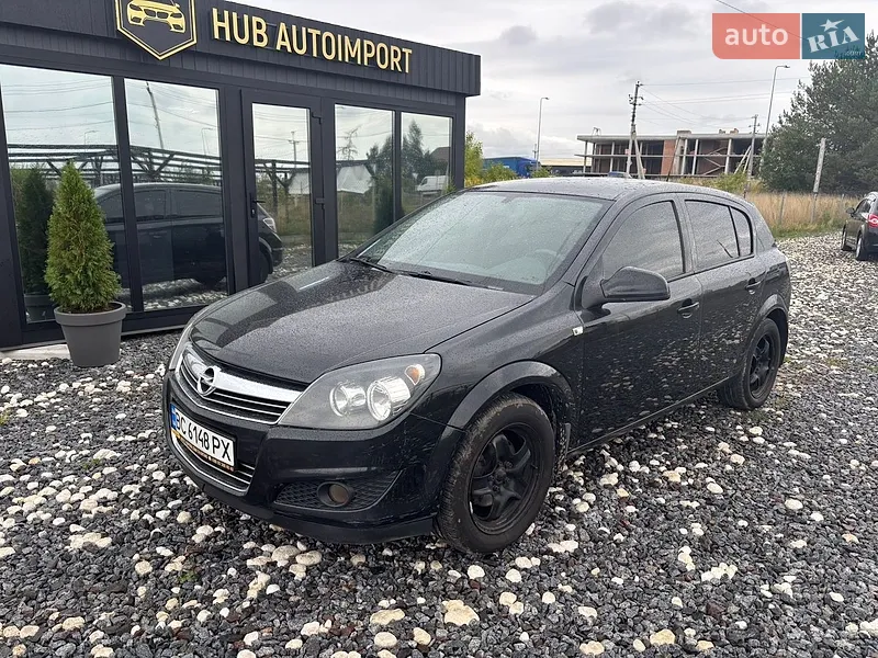 Opel Astra 2013
