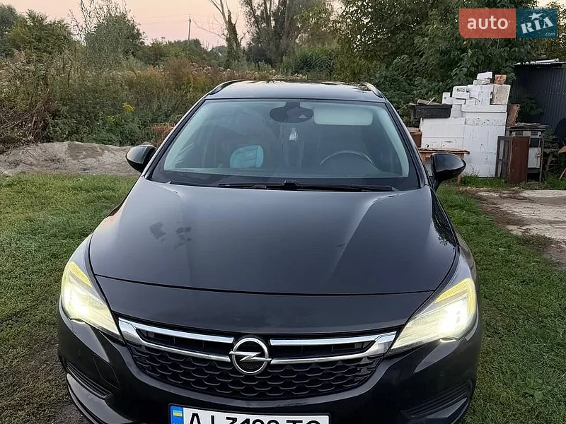 Opel Astra 2016