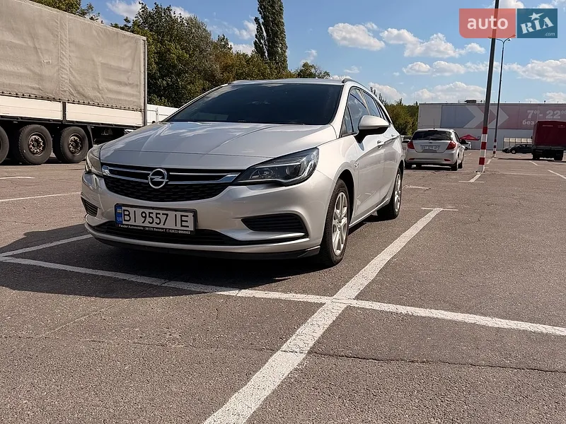 Opel Astra 2016
