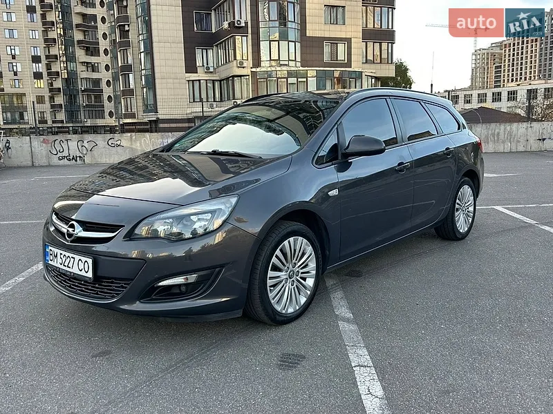 Opel Astra 2014