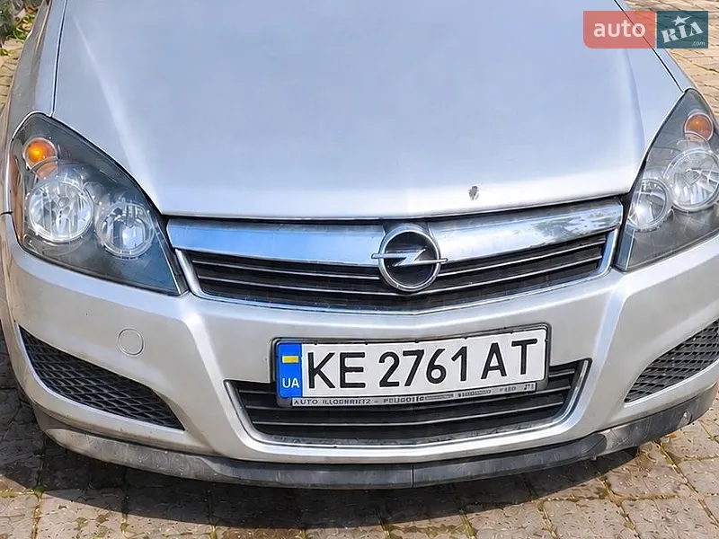 Opel Astra 2010