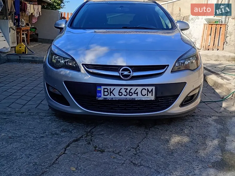 Opel Astra 2013