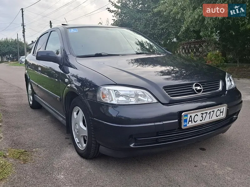 Opel Astra