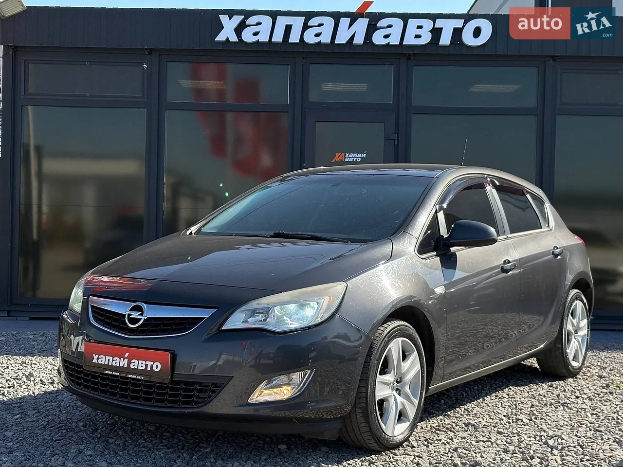 Opel Astra 2011