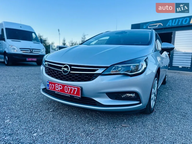 Opel Astra 2016