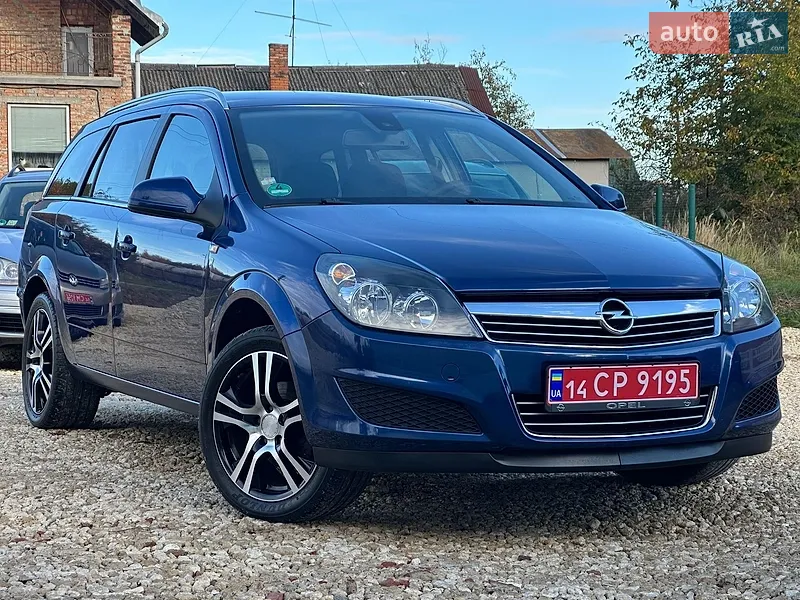 Opel Astra 2010