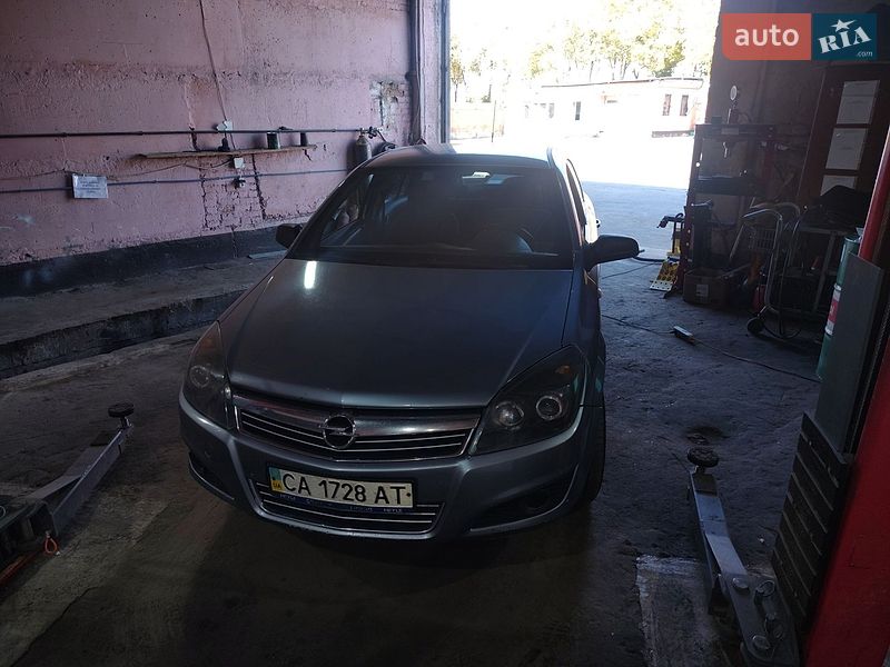 Opel Astra 2008