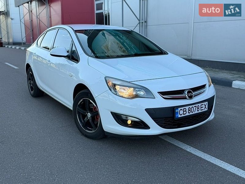 Седан Opel Astra 2017 в Києві
