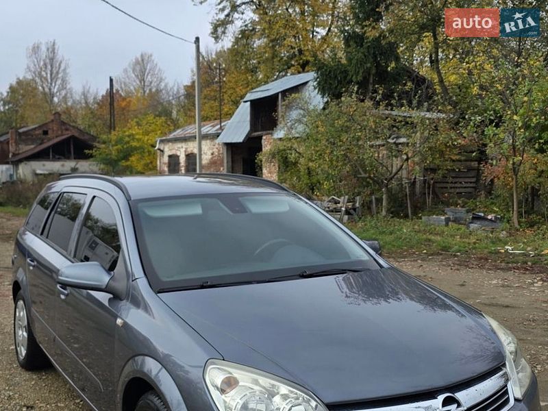 Универсал Opel Astra 2007 в Бориславе