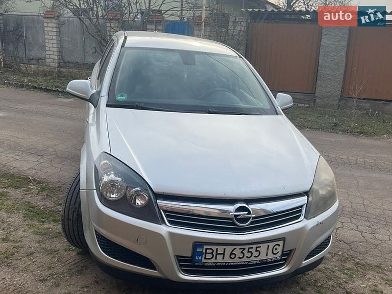 Универсал Opel Astra 2010 в Одессе