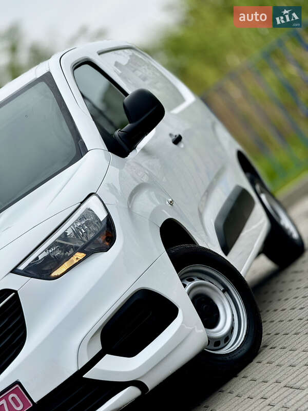 Вантажний фургон Opel Combo Cargo 2020 в Трускавці