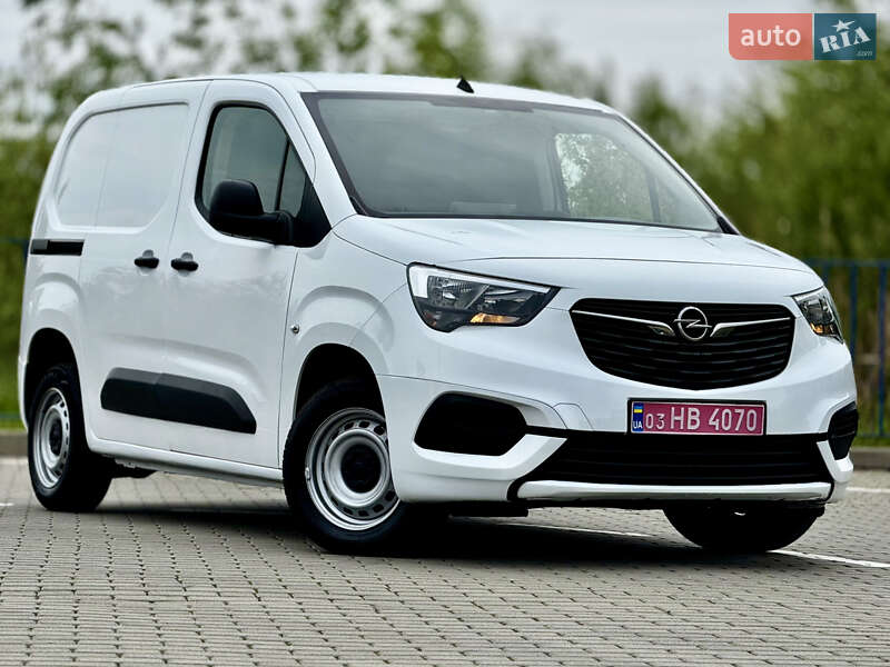 Вантажний фургон Opel Combo Cargo 2020 в Трускавці
