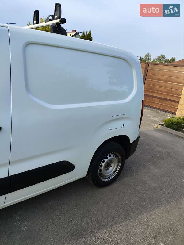 Вантажний фургон Opel Combo Cargo 2020 в Полтаві