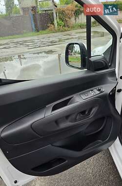 Грузовой фургон Opel Combo Cargo 2021 в 