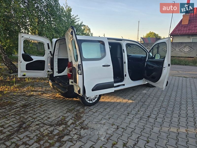 Грузовой фургон Opel Combo Cargo 2021 в Стрые