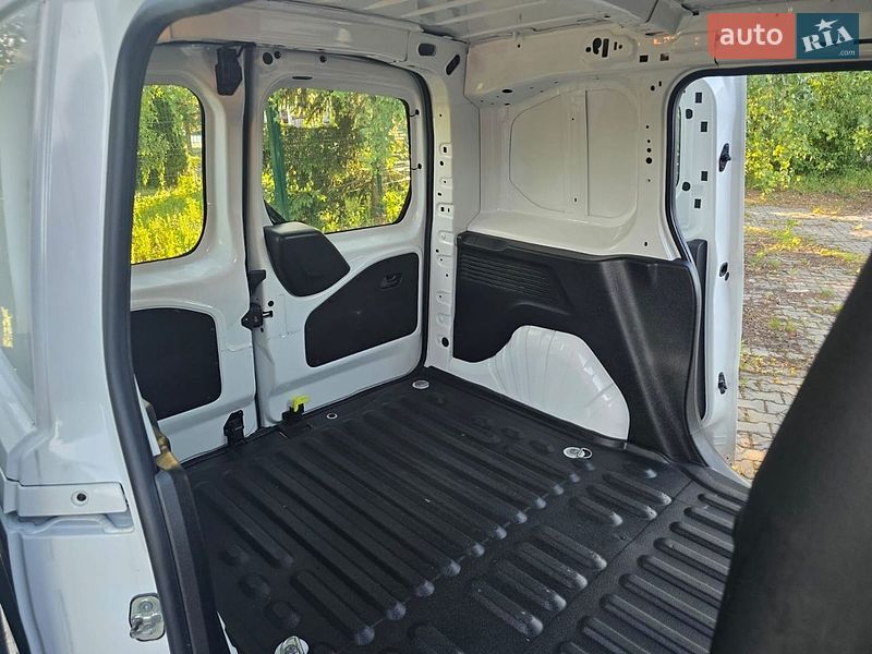 Грузовой фургон Opel Combo Cargo 2021 в Стрые