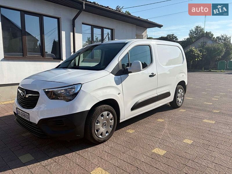 2020 Opel Combo-Cargo, VIN W0VEFYHYCLN535596:plate — фото 1 (autoria)