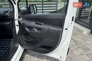 Вантажний фургон Opel Combo-e 2022 в 