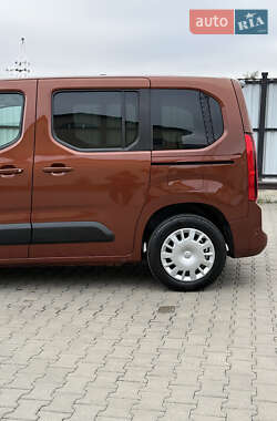 Минивэн Opel Combo-e 2021 в 