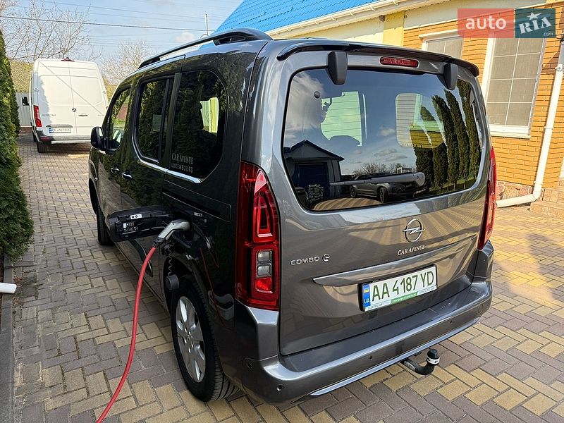 Универсал Opel Combo-e 2023 в Киеве