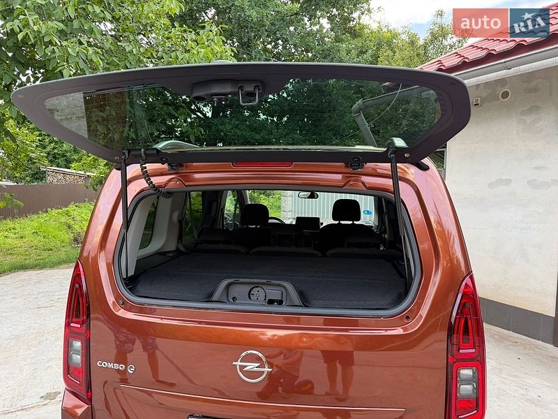 Минивэн Opel Combo-e 2022 в Калуше