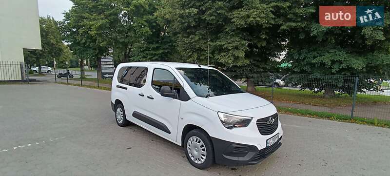 Минивэн Opel Combo Life 2022 в 