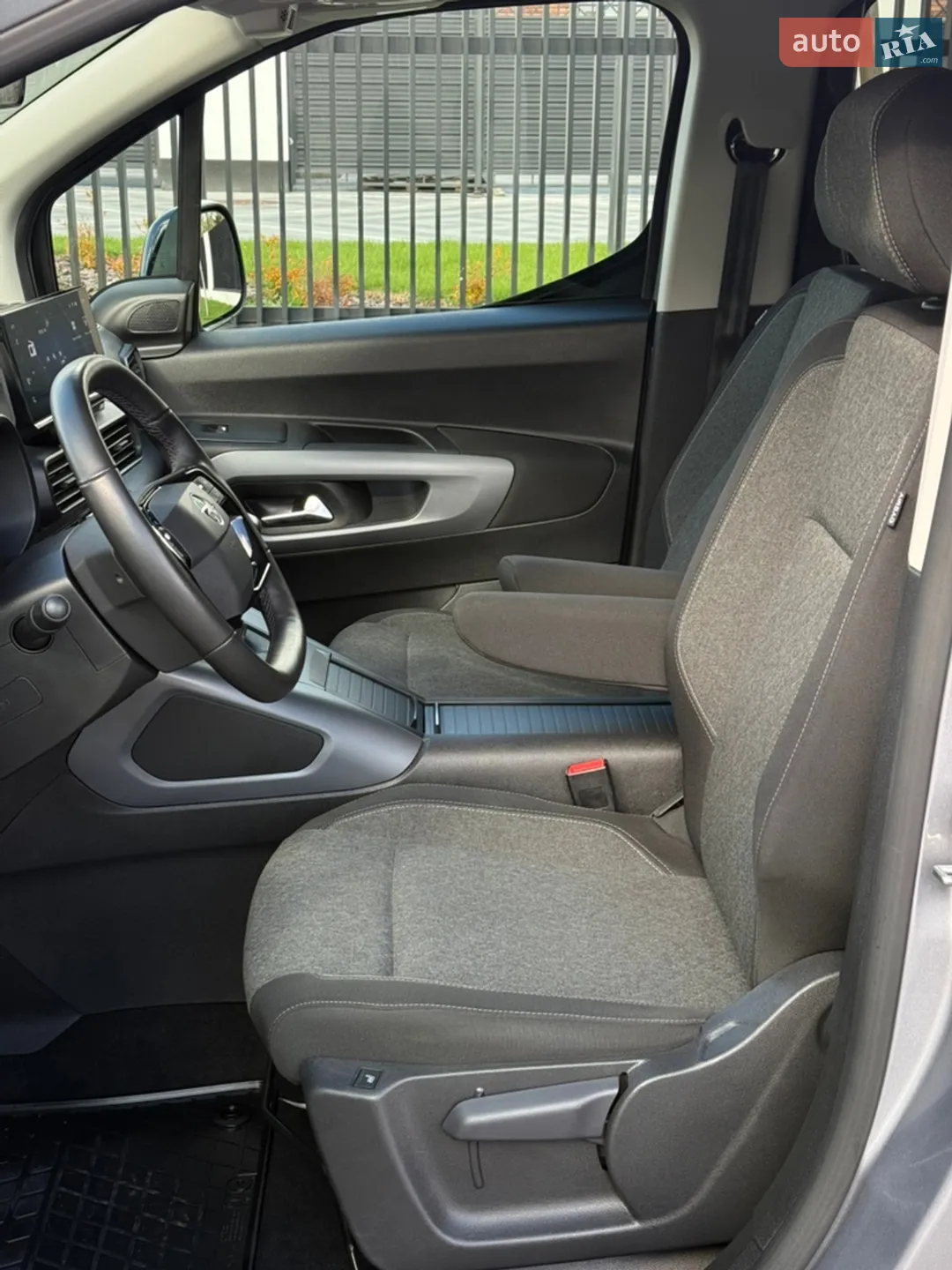2025 Opel Combo - мініатюра 17