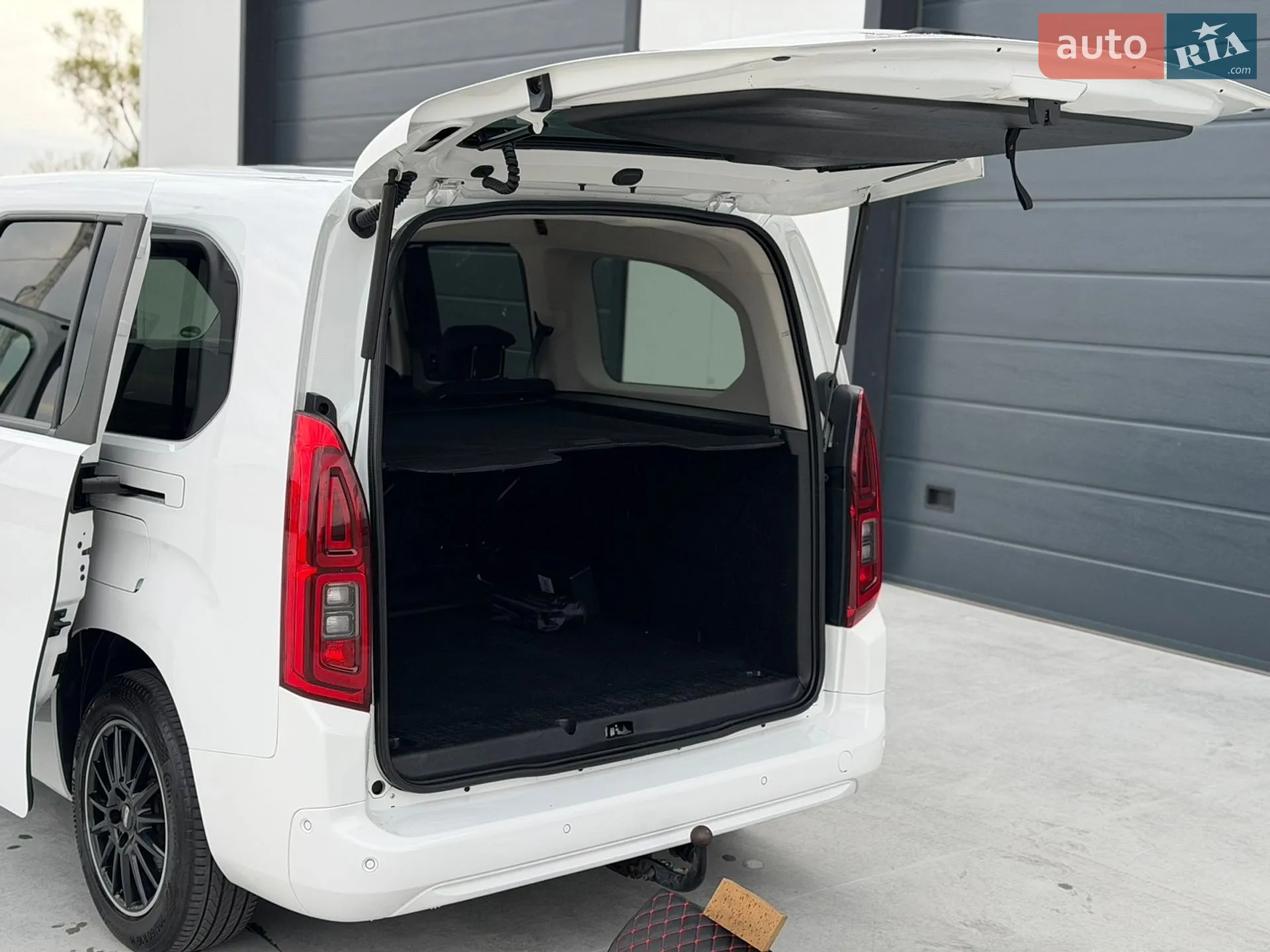 2020 Opel Combo - мініатюра 28