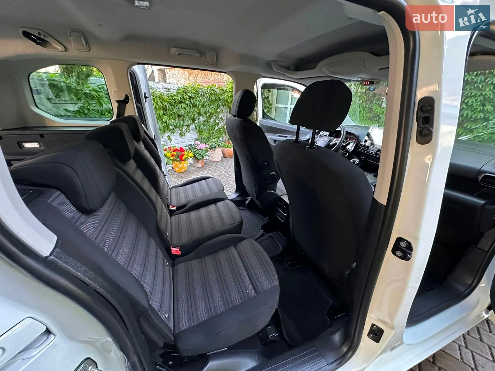 2019 Opel Combo - мініатюра 13