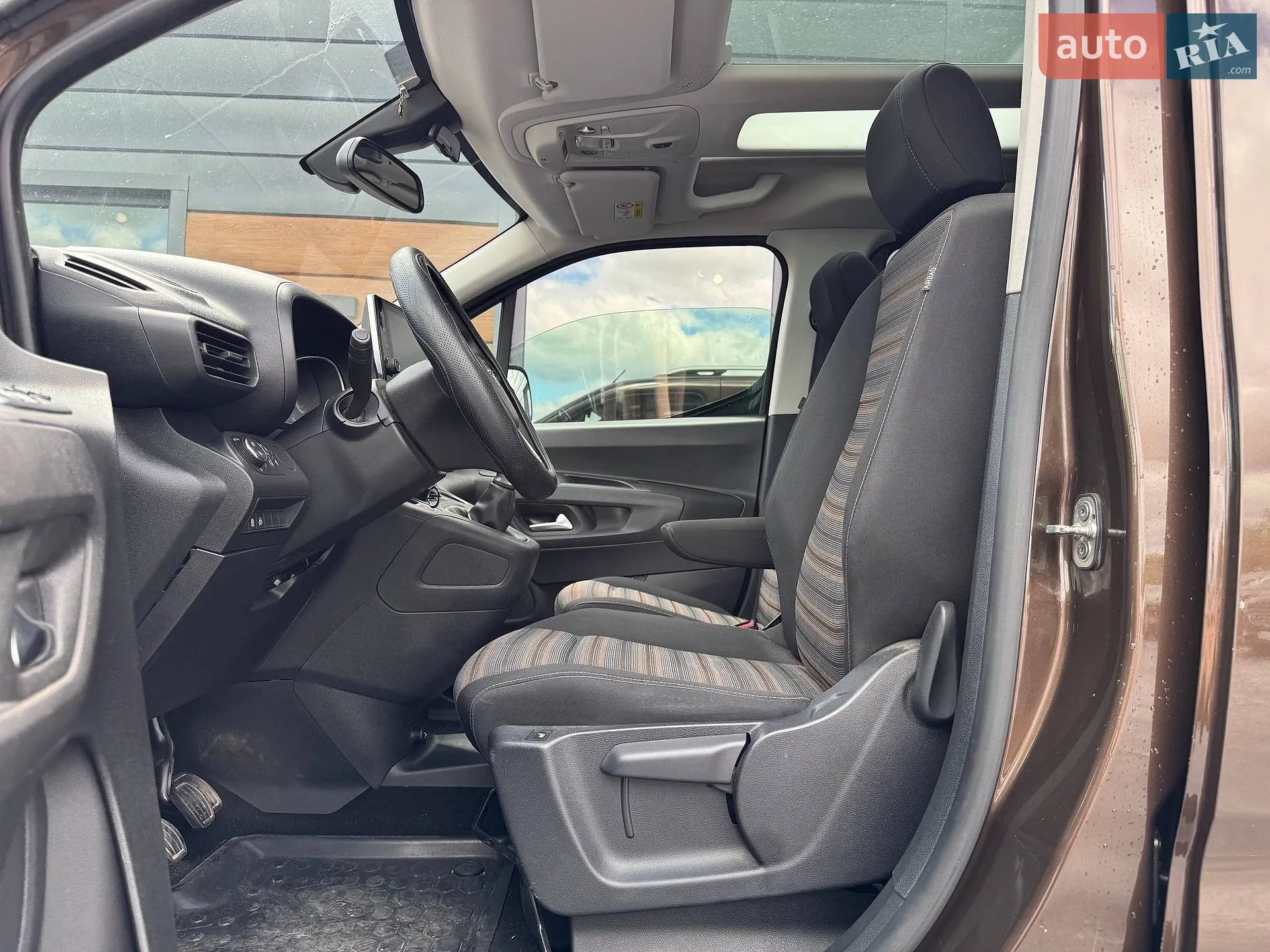 2018 Opel Combo - мініатюра 31
