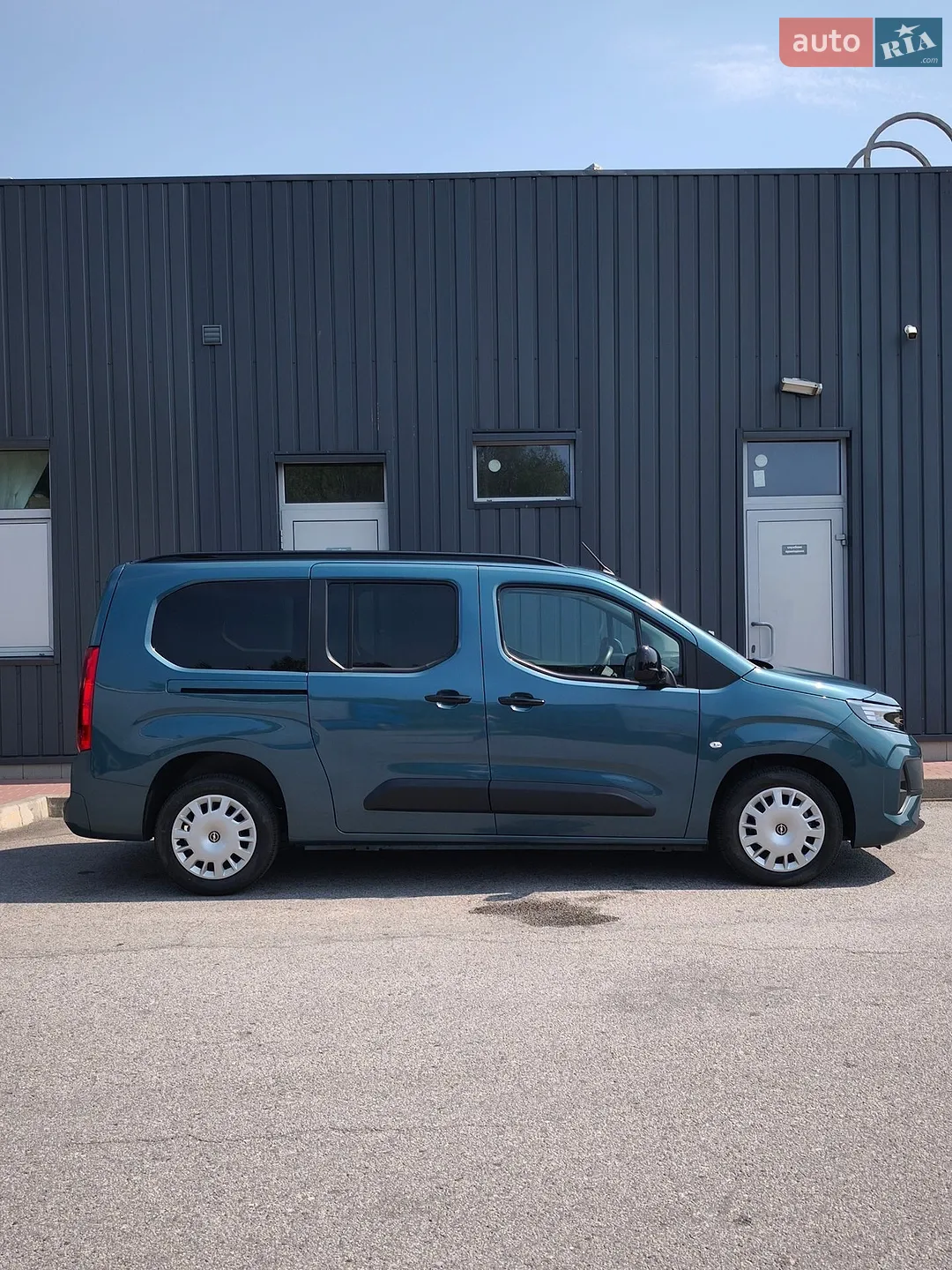 2025 Opel Combo - мініатюра 8