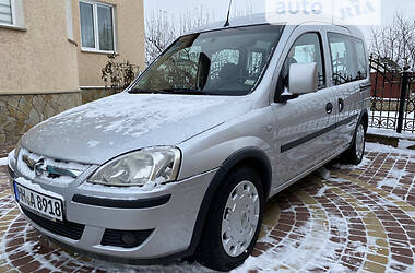 Минивэн Opel Combo пасс. 2009 в Тернополе