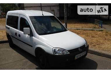 Грузопассажирский фургон Opel Combo 2008 в 