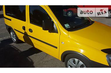 Минивэн Opel Combo 2008 в Чернигове