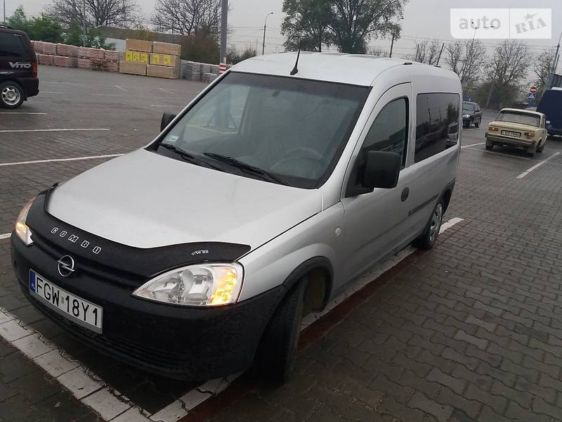 Минивэн Opel Combo 2002 в 