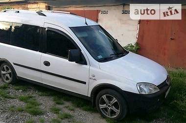 Грузопассажирский фургон Opel Combo 2006 в Кривом Роге