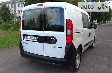 Грузопассажирский фургон Opel Combo 2016 в Дубно