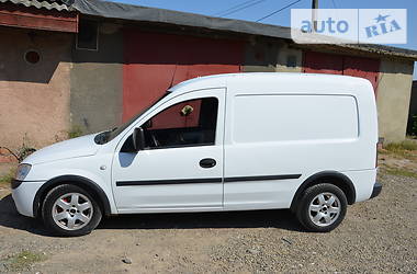 Інші легкові Opel Combo 2006 в Чернівцях