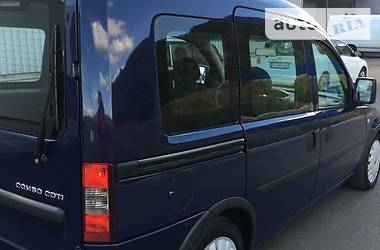 Минивэн Opel Combo 2009 в Мукачево