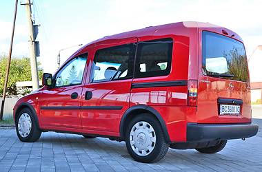 Минивэн Opel Combo 2007 в Дрогобыче