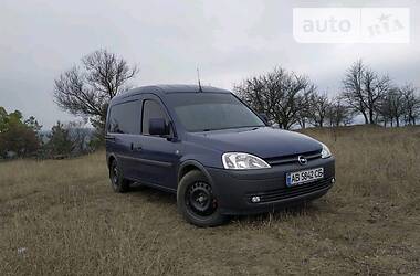 Минивэн Opel Combo 2006 в Могилев-Подольске