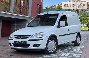 Пикап Opel Combo 2011 в Ивано-Франковске