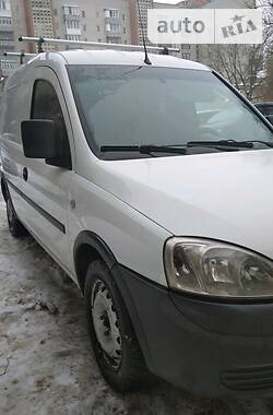 Грузопассажирский фургон Opel Combo 2009 в Луцке