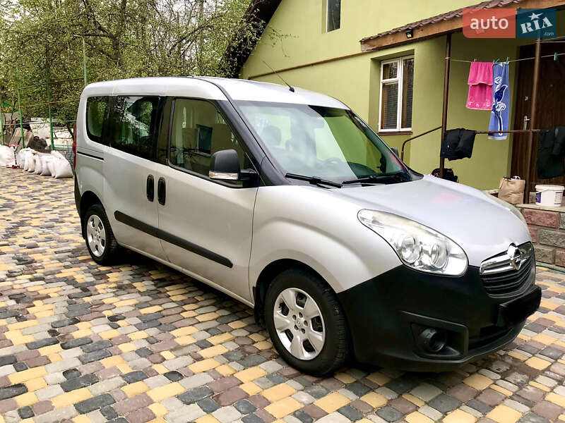 Минивэн Opel Combo 2013 в Ровно