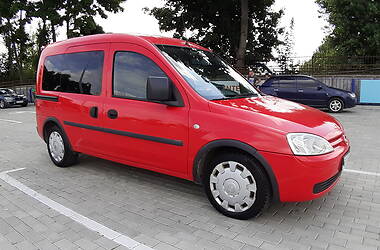 Универсал Opel Combo 2010 в Тернополе