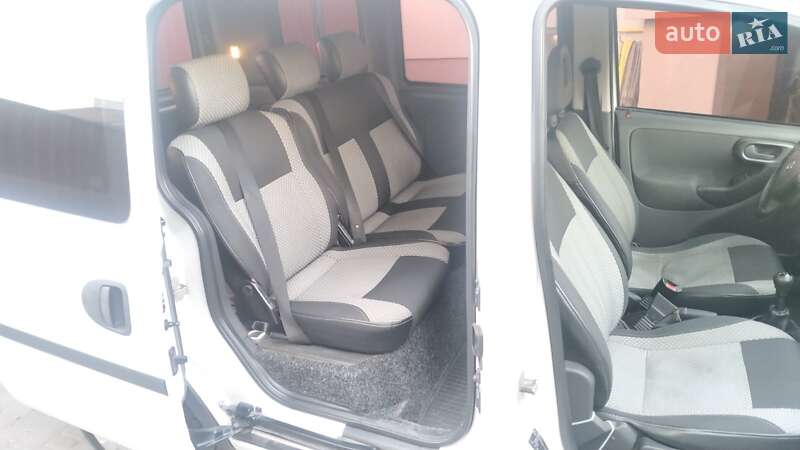 Минивэн Opel Combo 2009 в Львове фото 10 Минивэн Opel Combo 2009 в Львове
