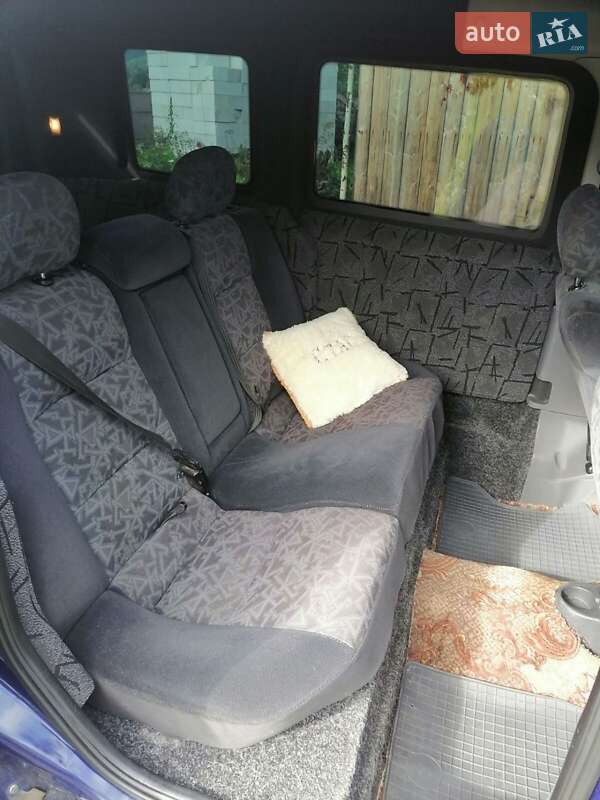 Минивэн Opel Combo 2005 в Надворной