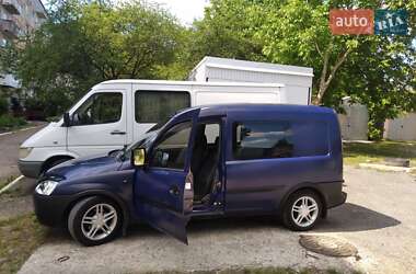 Минивэн Opel Combo 2004 в Залещиках