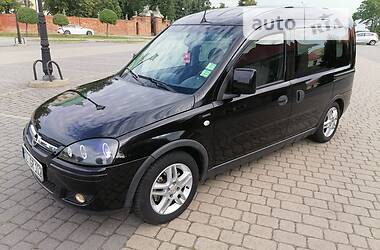Универсал Opel Combo 2008 в 